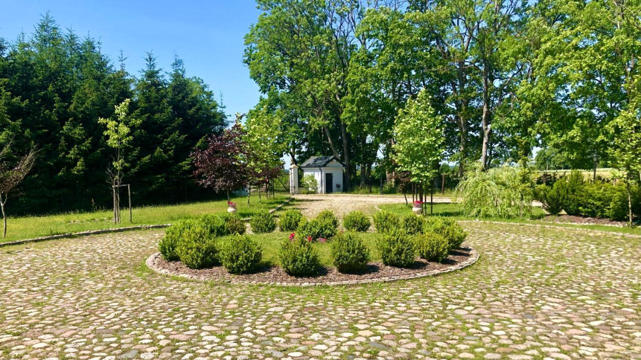 Kantonia Bobolice  Extérieur photo